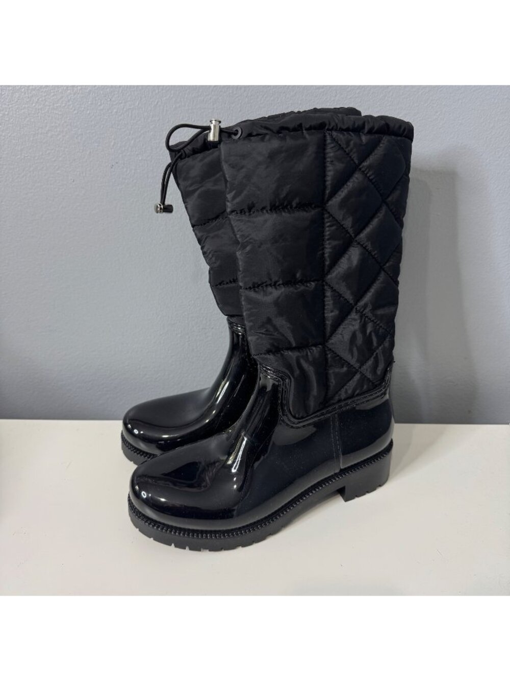MARC FISHER black triumph quilted rain boots size 7